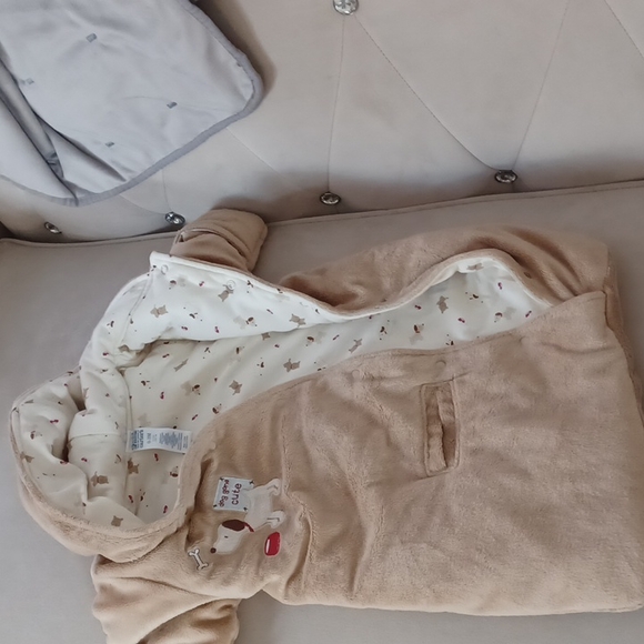 Child of Mine by Carter's Baby Snow Suit Sac with Seat Belt Slit (0-3jM) Boys - Picture 3 of 5